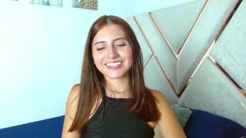 lili online show from September 16, 2025, 1:50 am