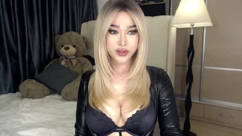 Snapshot of lilith_mazikeen69 chatting on December 1, 2024, 6:30 pm QUEEN LILITH BORBON online show from December 1, 2024, 6:30 pm