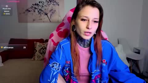 lilith_poison online show from September 10, 2025, 5:35 pm