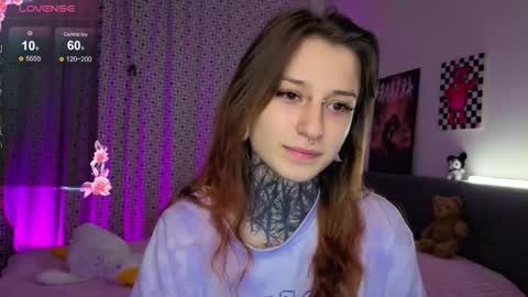 lilith_poison online show from October 17, 2025, 6:32 pm