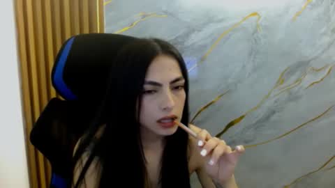 Snapshot of lilith_rose_hh chatting on May 1, 2026, 4:22 pm lilith rose online show from May 1, 2026, 4:22 pm