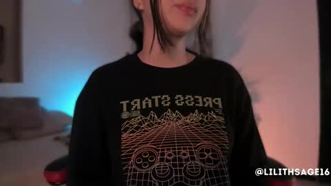 lilith_sage_ online show from October 13, 2025, 11:43 am