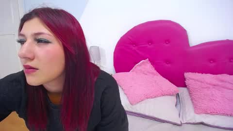 Snapshot of lilith_sm1th chatting on February 2, 2025, 4:37 am Lilith Smith online show from February 2, 2025, 4:37 am