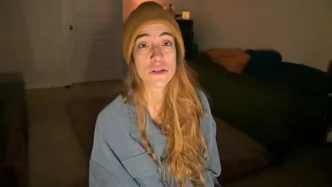 L online show from February 23, 2025, 12:59 pm