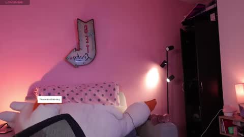 lilithrose_2 online show from May 20, 2026, 8:59 pm