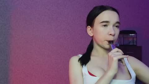 lilithstrangfor online show from April 14, 2026, 8:59 pm