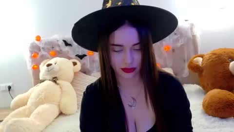 lilliana_moon online show from October 31, 2025, 10:27 am