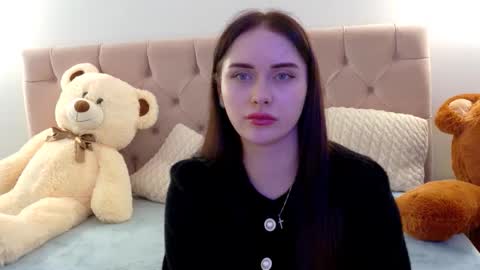 Snapshot of lilliana_moon chatting on March 1, 2026, 10:39 am lilliana_moon online show from March 1, 2026, 10:39 am