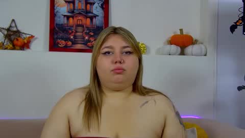 LillianHaig online show from November 2, 2025, 6:38 am