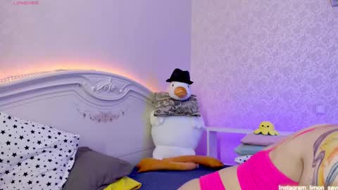 LilliMoore online show from January 25, 2025, 11:54 pm