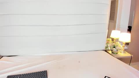 Snapshot of lilly_2809_ chatting on September 18, 2025, 4:14 am Lizeth follow me in my igimlilycute 3 online show from September 18, 2025, 4:14 am