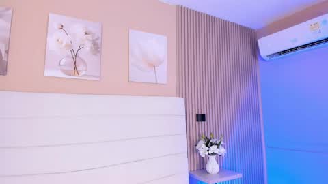 Snapshot of lilly_2809_ chatting on April 12, 2026, 3:55 am Lizeth follow me in my igimlilycute 3 online show from April 12, 2026, 3:55 am