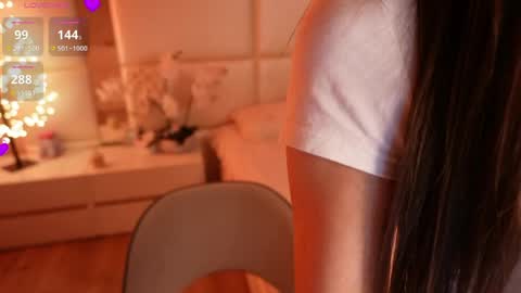Snapshot of lilly_colins chatting on May 16, 2026, 7:56 pm Lilly Colins online show from May 16, 2026, 7:56 pm