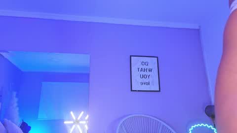 Sofia online show from February 2, 2025, 8:41 pm