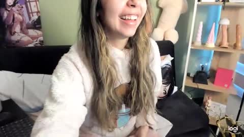 lilly_sweet02 online show from February 8, 2026, 10:57 pm