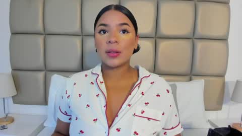 Lilly  online show from May 11, 2026, 3:34 am