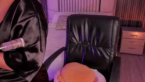 Lilly Ortiz online show from March 13, 2026, 8:04 pm