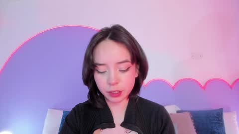 Snapshot of lilou_albrecht chatting on January 16, 2025, 2:19 pm Lilou online show from January 16, 2025, 2:19 pm