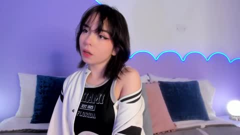 Snapshot of lilou_albrecht chatting on March 10, 2025, 11:42 am Lilou online show from March 10, 2025, 11:42 am