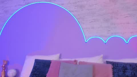 Snapshot of lilou_albrecht chatting on September 9, 2025, 7:57 pm Lilou online show from September 9, 2025, 7:57 pm