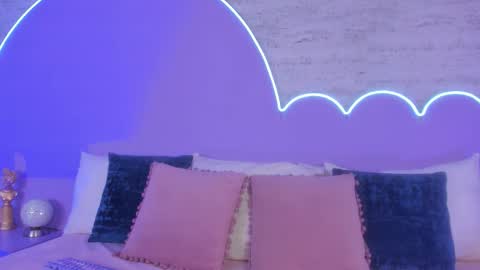 Snapshot of lilou_albrecht chatting on November 11, 2025, 12:16 pm Lilou online show from November 11, 2025, 12:16 pm