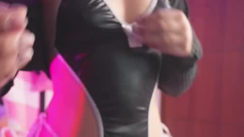 Snapshot of lilou_albrecht chatting on February 25, 2026, 12:04 pm Lilou online show from February 25, 2026, 12:04 pm