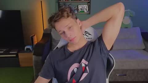 Snapshot of lilteddyboy chatting on November 14, 2025, 5:22 pm lilteddyboy online show from November 14, 2025, 5:22 pm