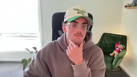 Snapshot of lilwillyxxx1 chatting on February 15, 2025, 4:58 am williambiggsxxx online show from February 15, 2025, 4:58 am