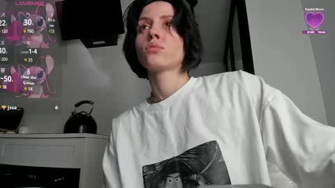 LILY online show from February 23, 2025, 6:56 pm