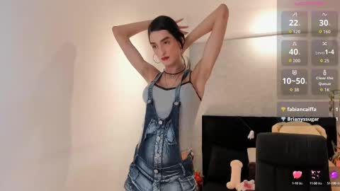 lily_cash1 online show from October 8, 2025, 8:28 pm