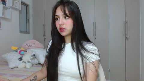 Snapshot of lily_crushx chatting on January 7, 2025, 7:52 am Lirio         online show from January 7, 2025, 7:52 am