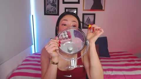 just lily online show from February 13, 2025, 7:10 pm