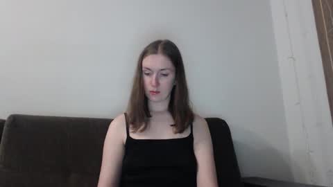 lily_love_x online show from November 9, 2025, 12:20 am