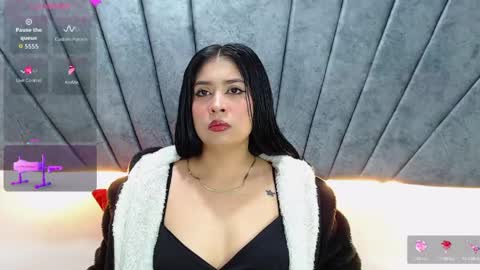 Snapshot of lily_meghan chatting on April 17, 2026, 10:13 pm LILY MEGHAN online show from April 17, 2026, 10:13 pm
