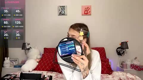 Lily  my first stream online show from November 18, 2025, 12:09 pm