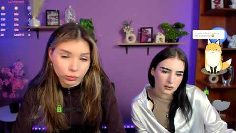 Lily online show from April 1, 2026, 6:38 pm