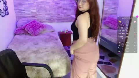 Lily  online show from May 4, 2026, 8:16 pm