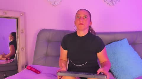 Snapshot of lily_rose0 chatting on April 4, 2026, 9:12 pm lily_rose0 online show from April 4, 2026, 9:12 pm