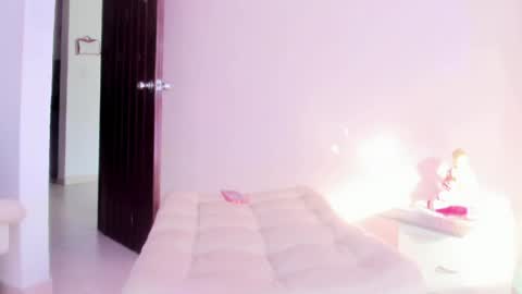 Snapshot of lily_rose0 chatting on April 11, 2026, 9:41 pm lily_rose0 online show from April 11, 2026, 9:41 pm