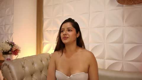 Snapshot of lily_rousee_ chatting on January 14, 2026, 12:44 pm Lily Lauren online show from January 14, 2026, 12:44 pm