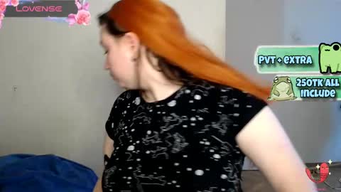 Snapshot of lily_shamy chatting on March 1, 2025, 12:56 pm Alice online show from March 1, 2025, 12:56 pm