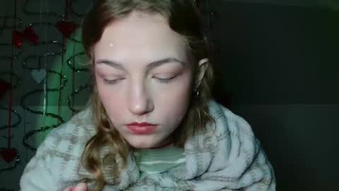 Snapshot of lily_tayberry chatting on January 14, 2026, 7:03 am small lily online show from January 14, 2026, 7:03 am