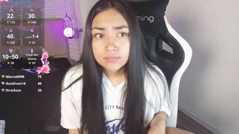 lily_waist online show from October 27, 2025, 2:59 am