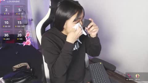 lily_waist online show from October 31, 2025, 11:11 am