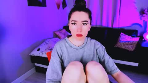 Snapshot of lily_xbaby chatting on October 18, 2025, 8:59 am LILY online show from October 18, 2025, 8:59 am