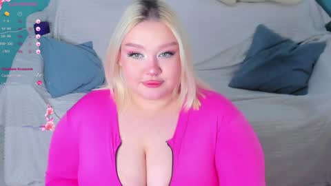 Lily online show from January 19, 2025, 9:33 am