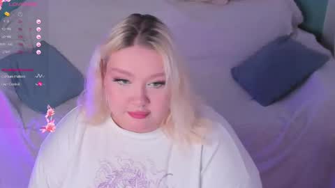 Lily online show from February 11, 2025, 4:24 pm