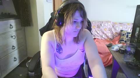 lilybvixen online show from February 10, 2026, 3:16 pm