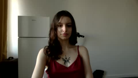 lilycandy_ online show from February 20, 2025, 9:44 am