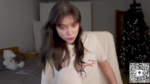 Snapshot of lilyewing_ chatting on December 11, 2024, 4:20 pm Lily   online show from December 11, 2024, 4:20 pm